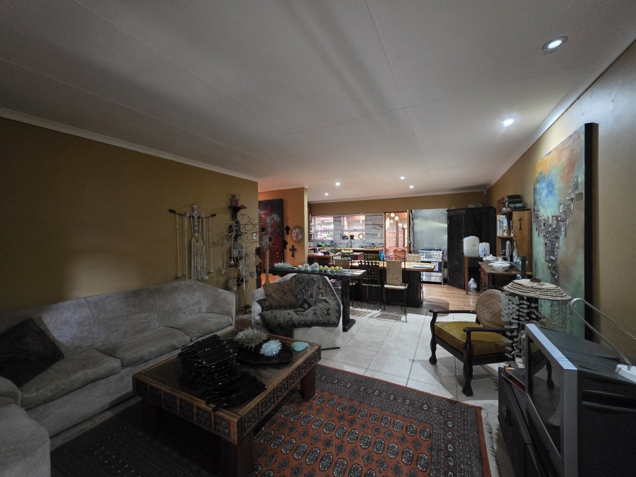 3 Bedroom Property for Sale in Wavecrest Eastern Cape